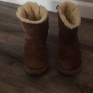 Kid's ugg boots